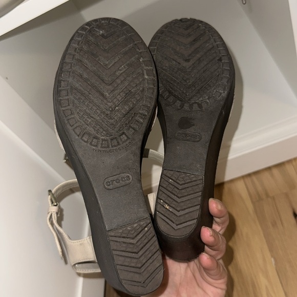 CROCS Women's Sandals 9 - Picture 4 of 5